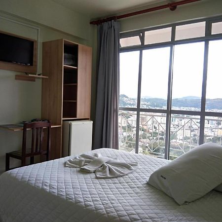 Oyo Hotel Farol Joaçaba Esterno foto