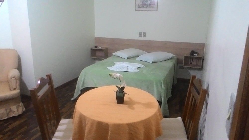 Oyo Hotel Farol Joaçaba Esterno foto