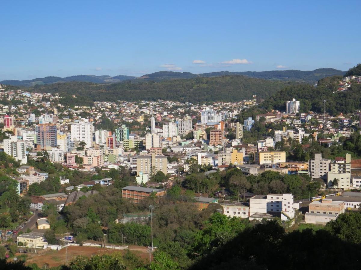 Oyo Hotel Farol Joaçaba Esterno foto