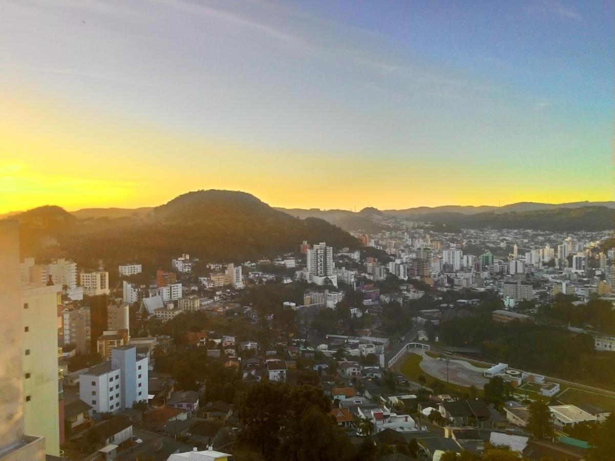 Oyo Hotel Farol Joaçaba Esterno foto